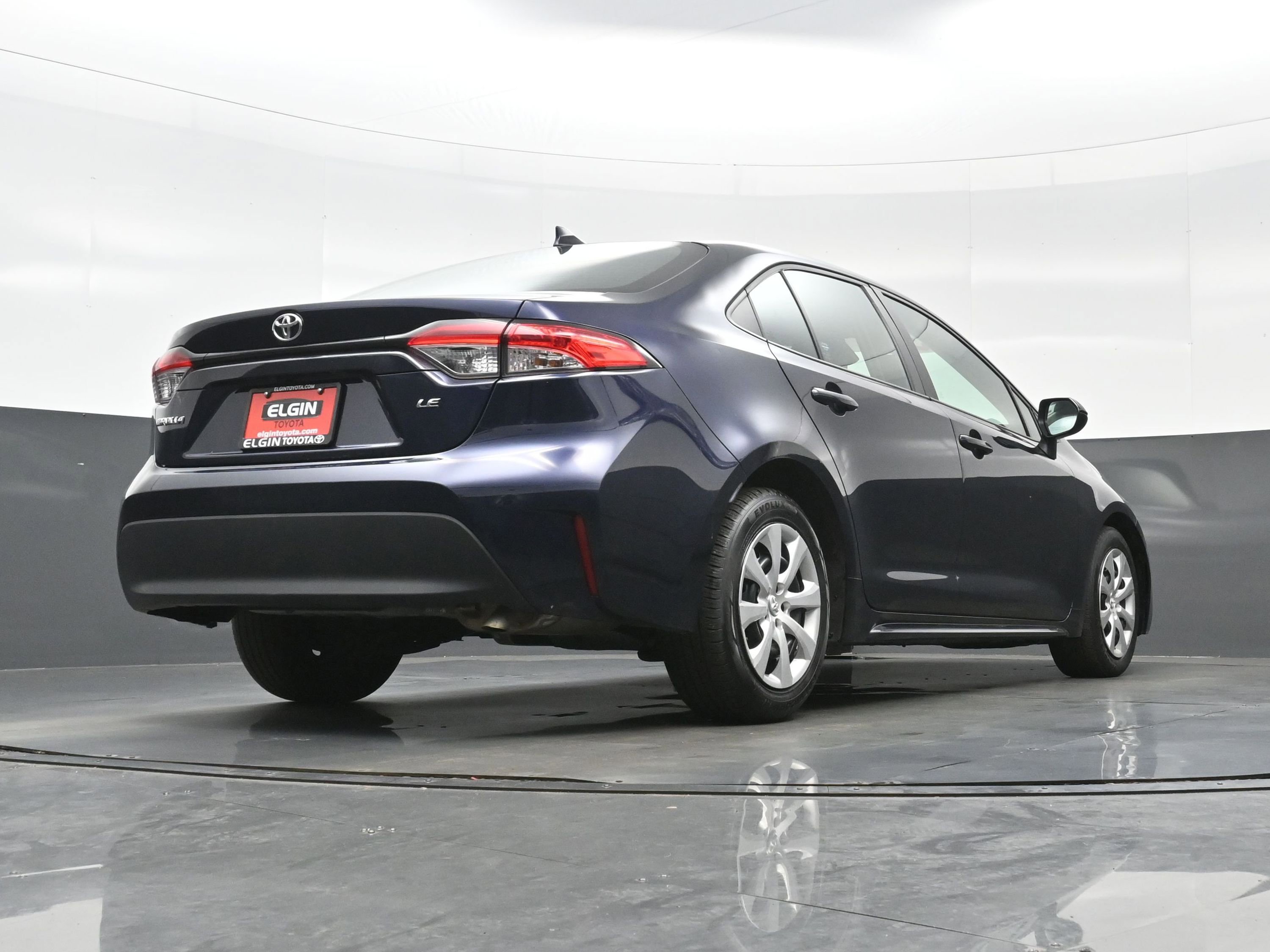 Used 2023 Toyota Corolla LE FWD image 30