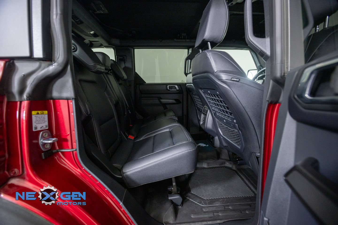Used 2025 Ford Bronco Badlands AWD/4WD image 42