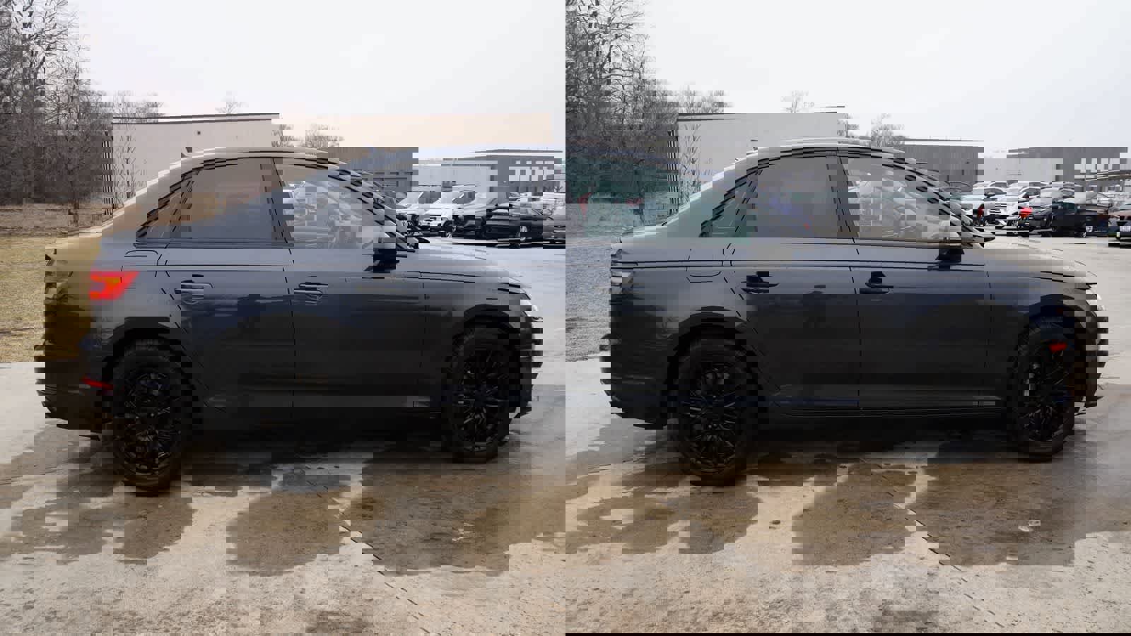 Used 2017 Audi A4 2.0T Premium w/ Convenience Package image 7