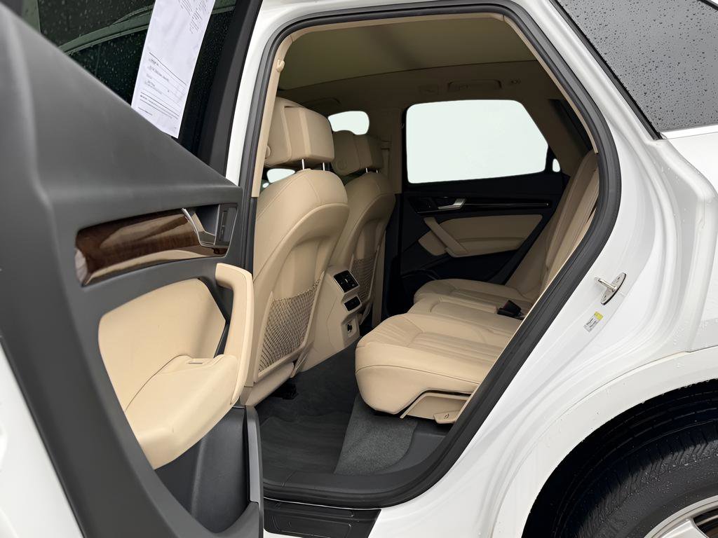 Used 2018 Audi Q5 2.0T Premium Plus w/ Premium Plus Package image 21