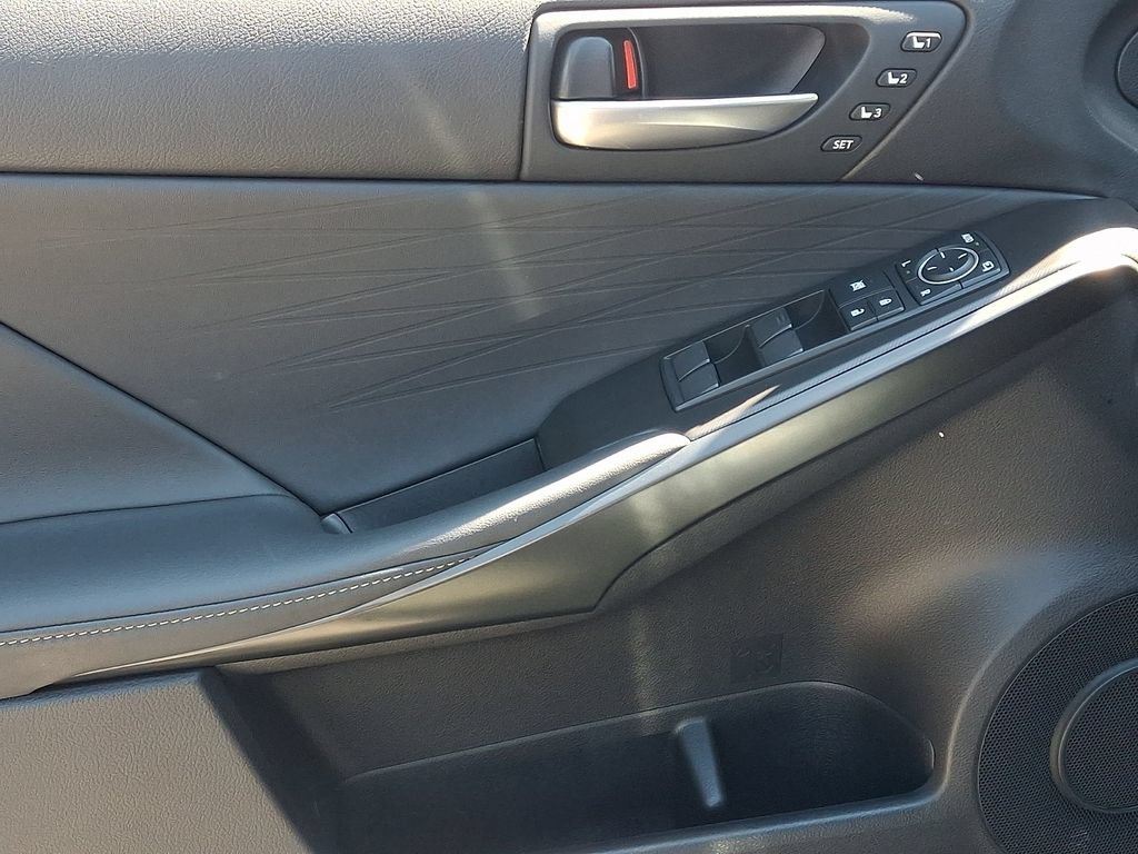 Used 2025 Lexus IS 350 F Sport w/ Navigation Package AWD/4WD image 14