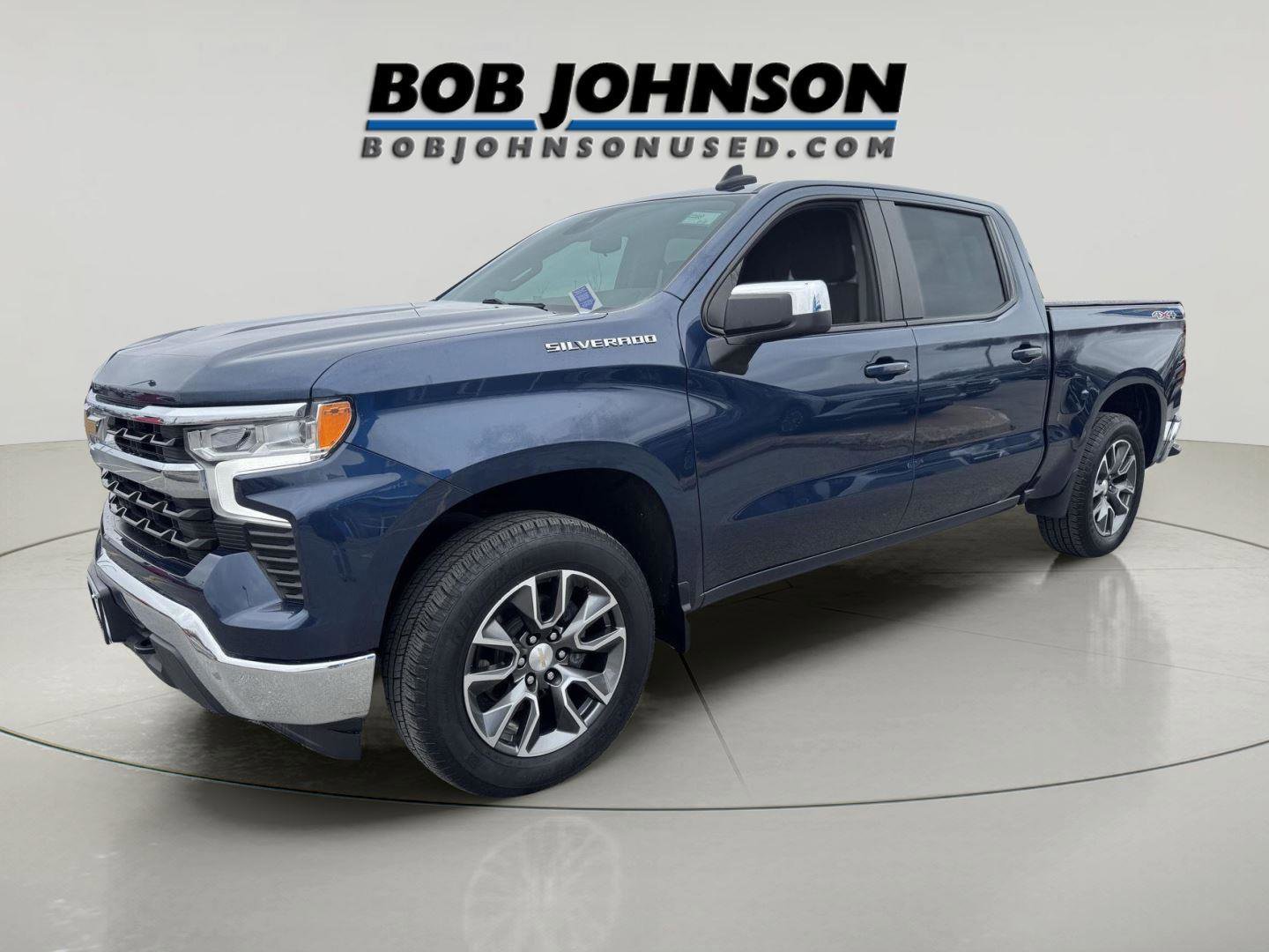 Used 2022 Chevrolet Silverado 1500 LT AWD/4WD image 7