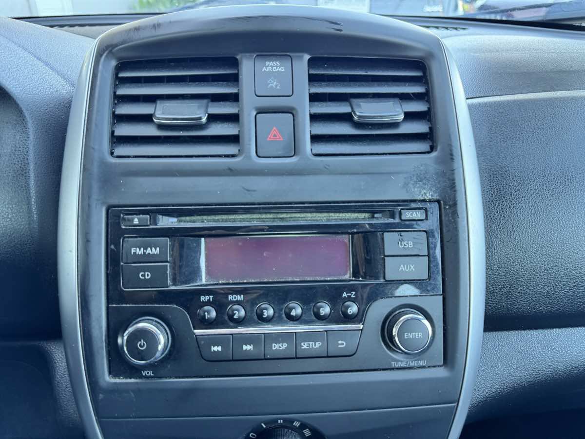 Used 2018 Nissan Versa SV FWD image 41