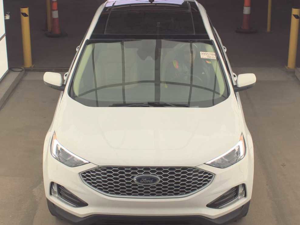 Used 2024 Ford Edge SEL w/ Convenience Package AWD/4WD image 3