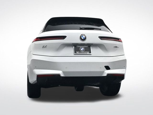 New 2026 BMW iX xDrive60 image 32