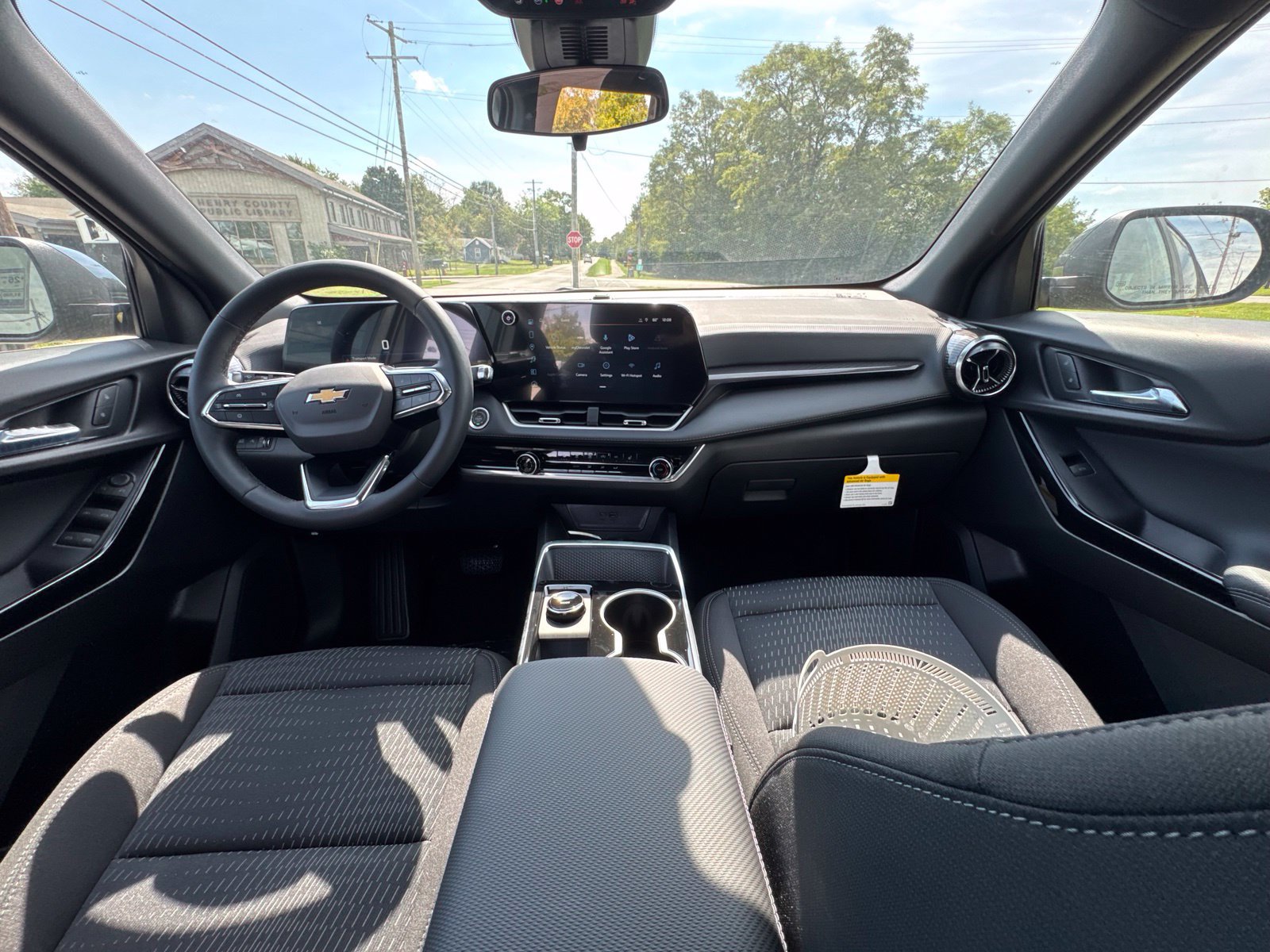 New 2027 Chevrolet Equinox LT AWD/4WD image 27