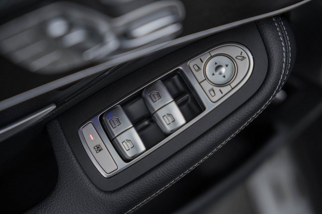 Certified 2020 Mercedes-Benz GLC 43 AMG 4MATIC image 42