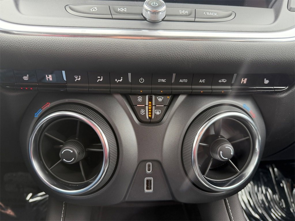 New 2026 Chevrolet Blazer LT image 27