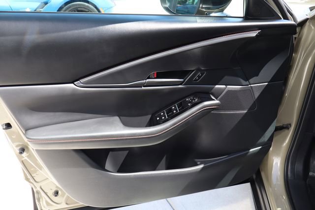 Used 2025 MAZDA CX-30 Carbon image 24