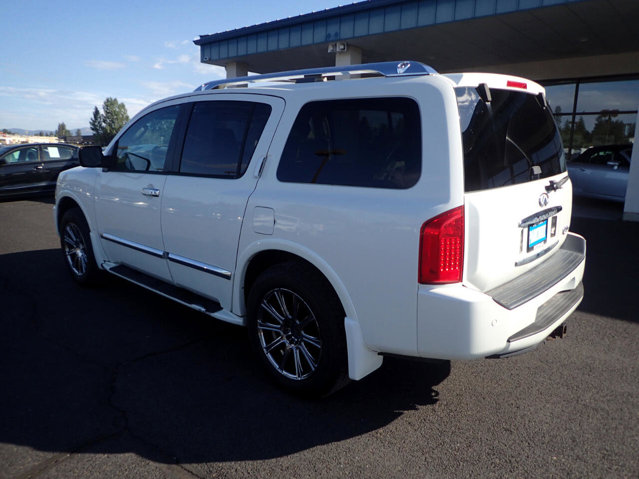 Used 2009 INFINITI QX56 4WD image 3