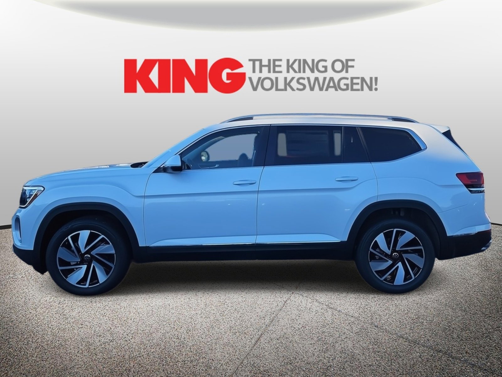 New 2026 Volkswagen Atlas SEL image 7