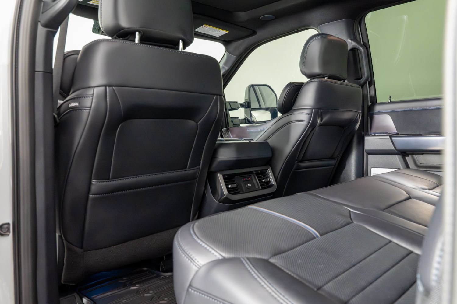 Used 2026 Ford F350 Platinum AWD/4WD image 19