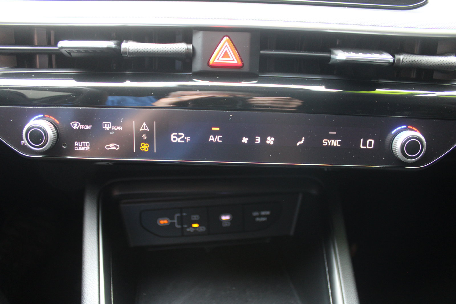 Certified 2025 Kia K5 LXS FWD image 38