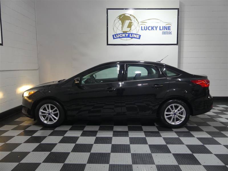 Used 2015 Ford Focus SE w/ Reverse Sensing Package FWD image 7