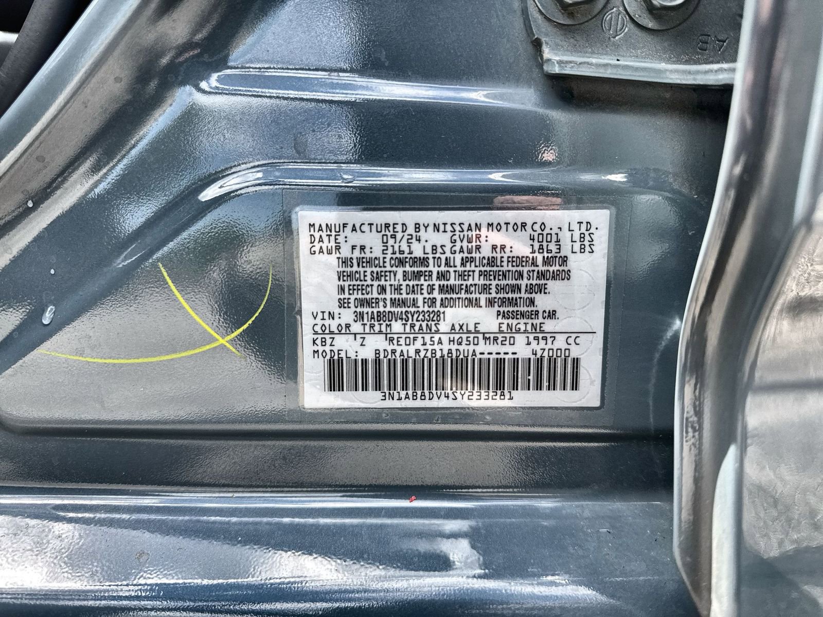 Used 2025 Nissan Sentra SR FWD image 31