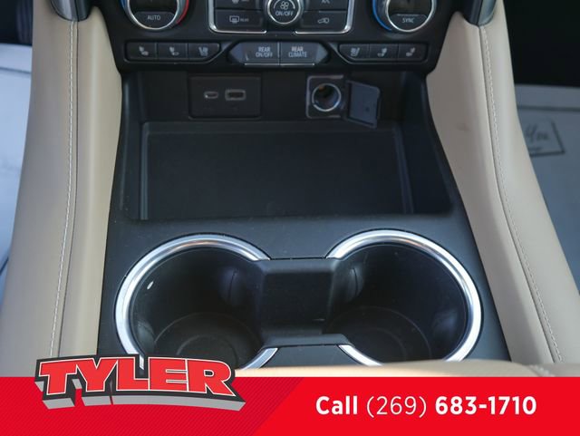 Used 2021 Chevrolet Suburban Premier w/ Premium Package AWD/4WD image 42