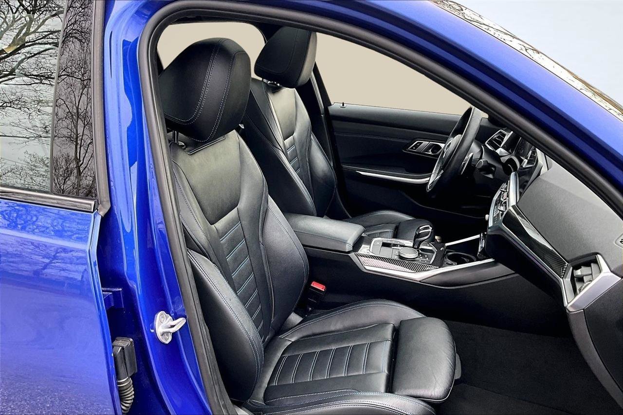 Used 2020 BMW M340i xDrive w/ Premium Package image 29