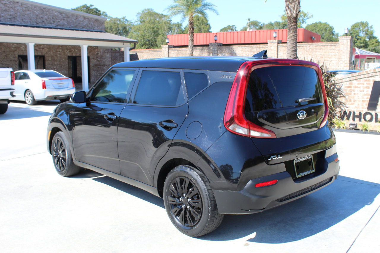 Used 2020 Kia Soul LX image 4