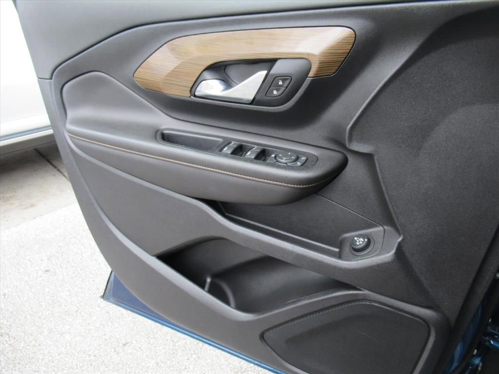 Used 2020 GMC Terrain SLE w/ Driver Convenience Package image 26