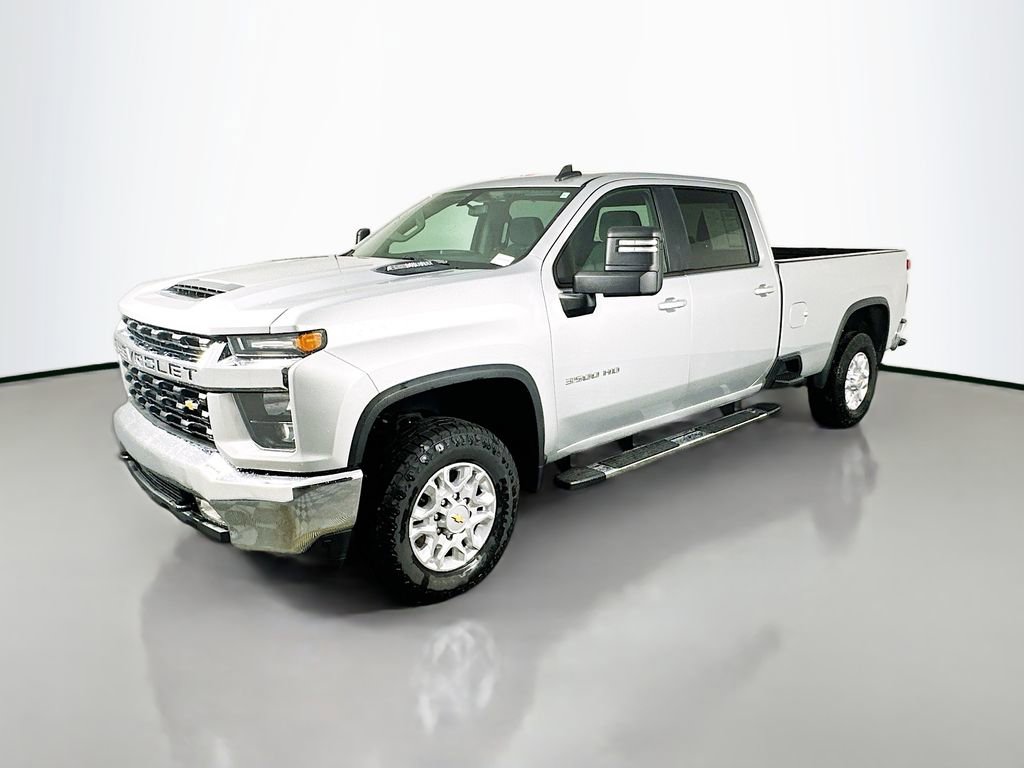 Used 2022 Chevrolet Silverado 3500 LT w/ Convenience Package RWD image 3
