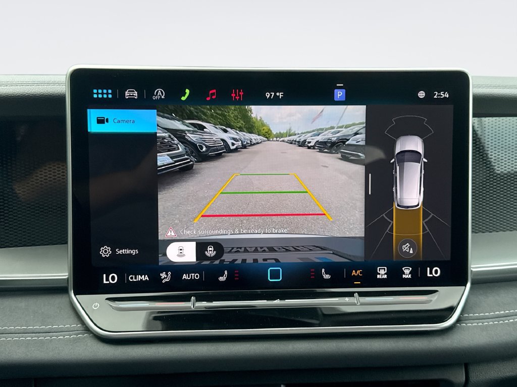 New 2026 Volkswagen Tiguan SE FWD image 23