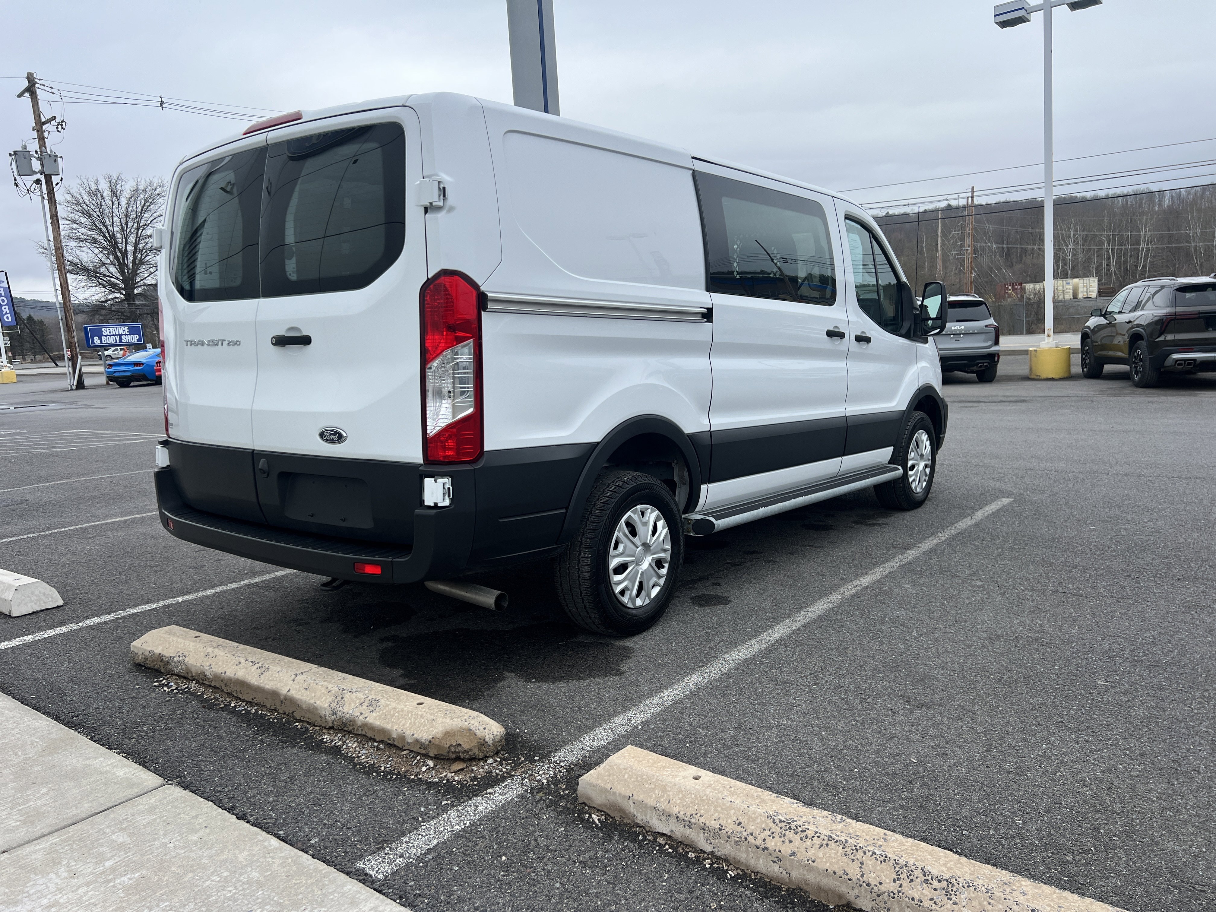 Used 2024 Ford Transit 250 Low Roof w/ Exterior Upgrade Package image 3