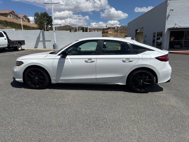 Used 2025 Honda Civic Sport image 4
