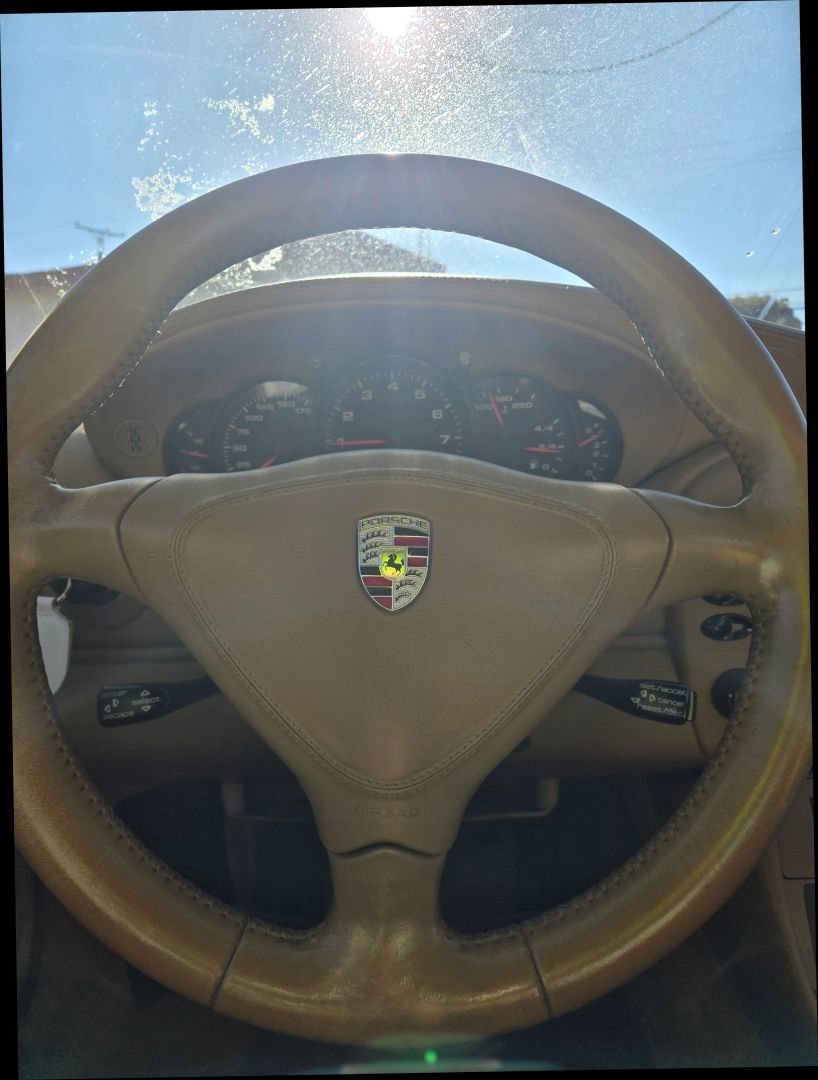 Used 2001 Porsche 911 Carrera 4 image 18