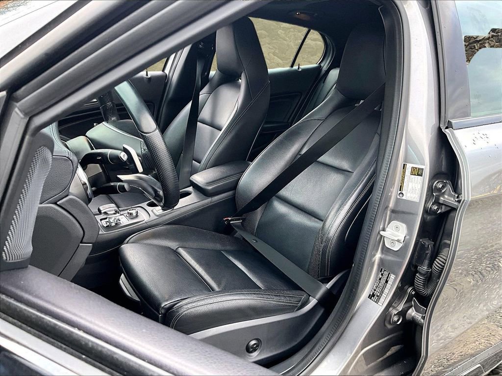 Used 2018 Mercedes-Benz GLA 45 AMG 4MATIC w/ Multimedia Package image 23