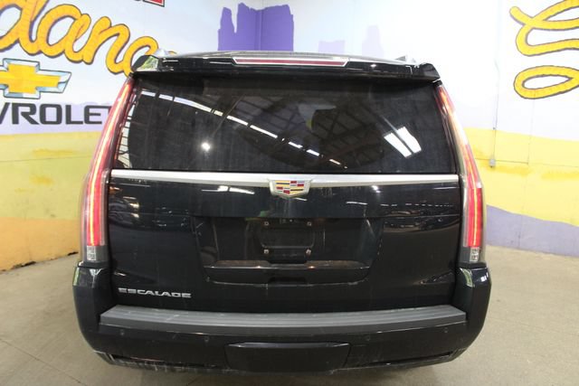 Used 2018 Cadillac Escalade Premium Luxury AWD/4WD image 7