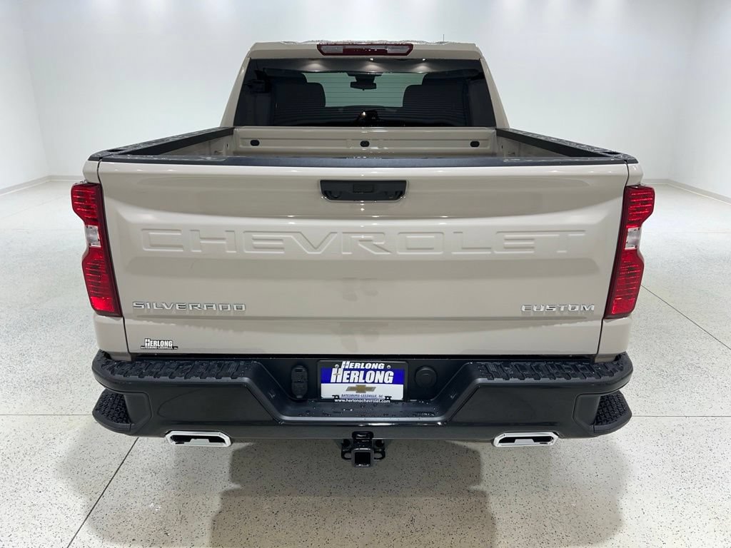 New 2026 Chevrolet Silverado 1500 Custom Trail Boss AWD/4WD image 4