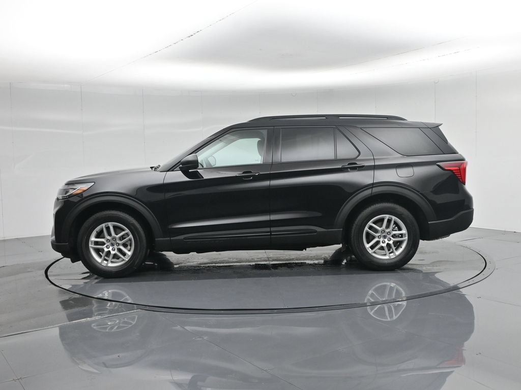 New 2026 Ford Explorer Active RWD image 4