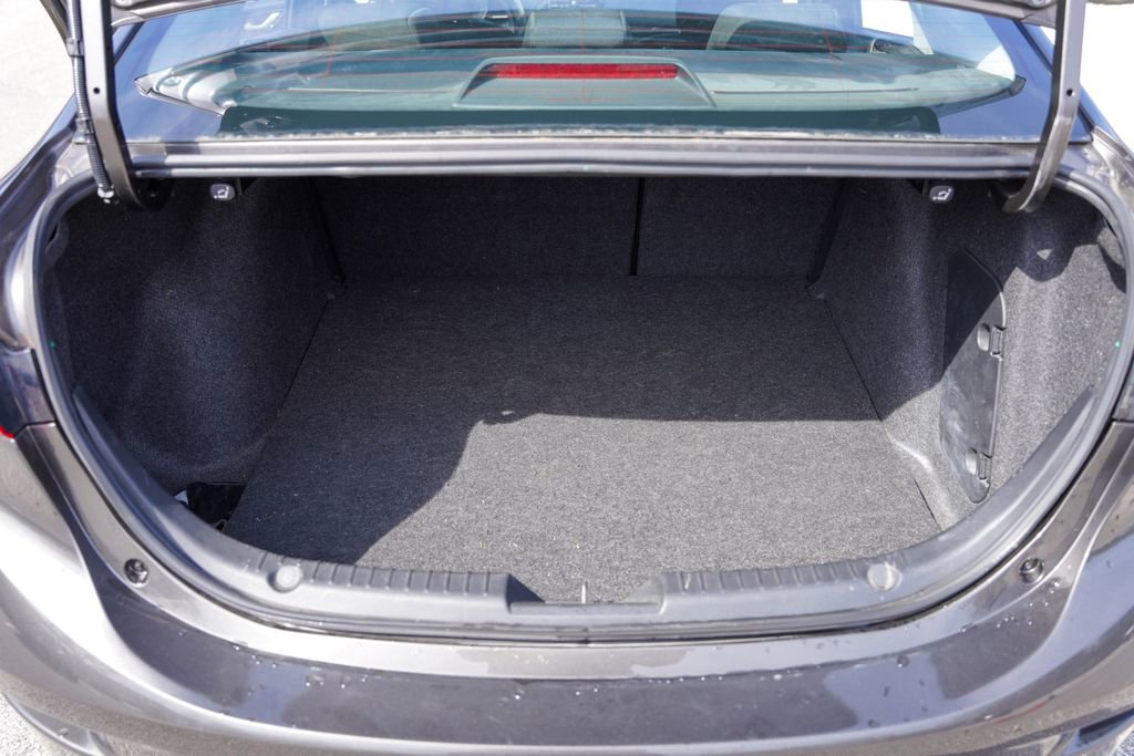 Used 2014 MAZDA MAZDA3 i Sport FWD image 26