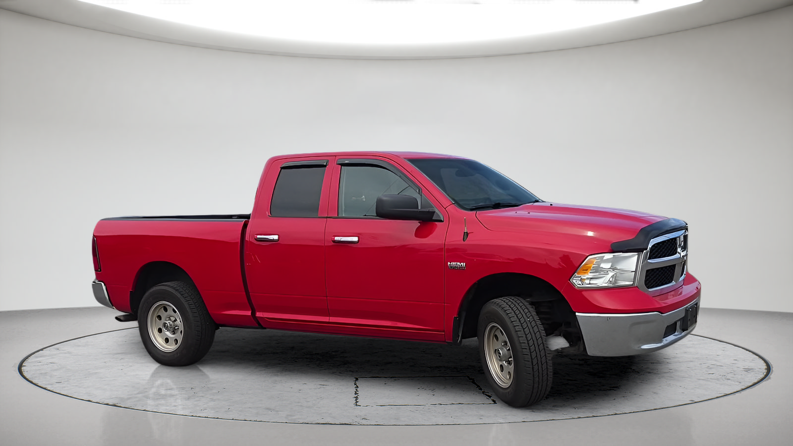 Used 2018 RAM 1500 Classic SLT AWD/4WD image 4