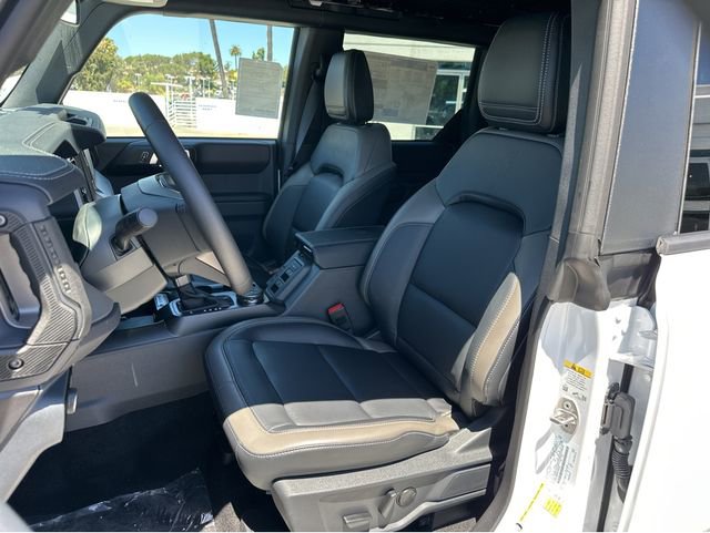 New 2025 Ford Bronco Outer Banks image 16