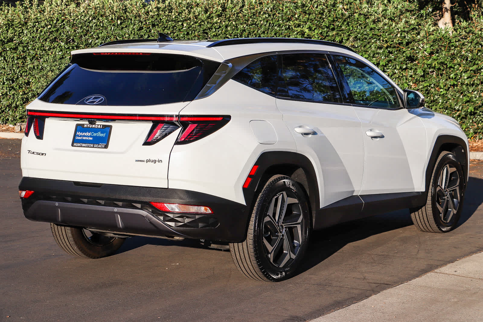 Certified 2024 Hyundai Tucson Limited AWD/4WD image 6