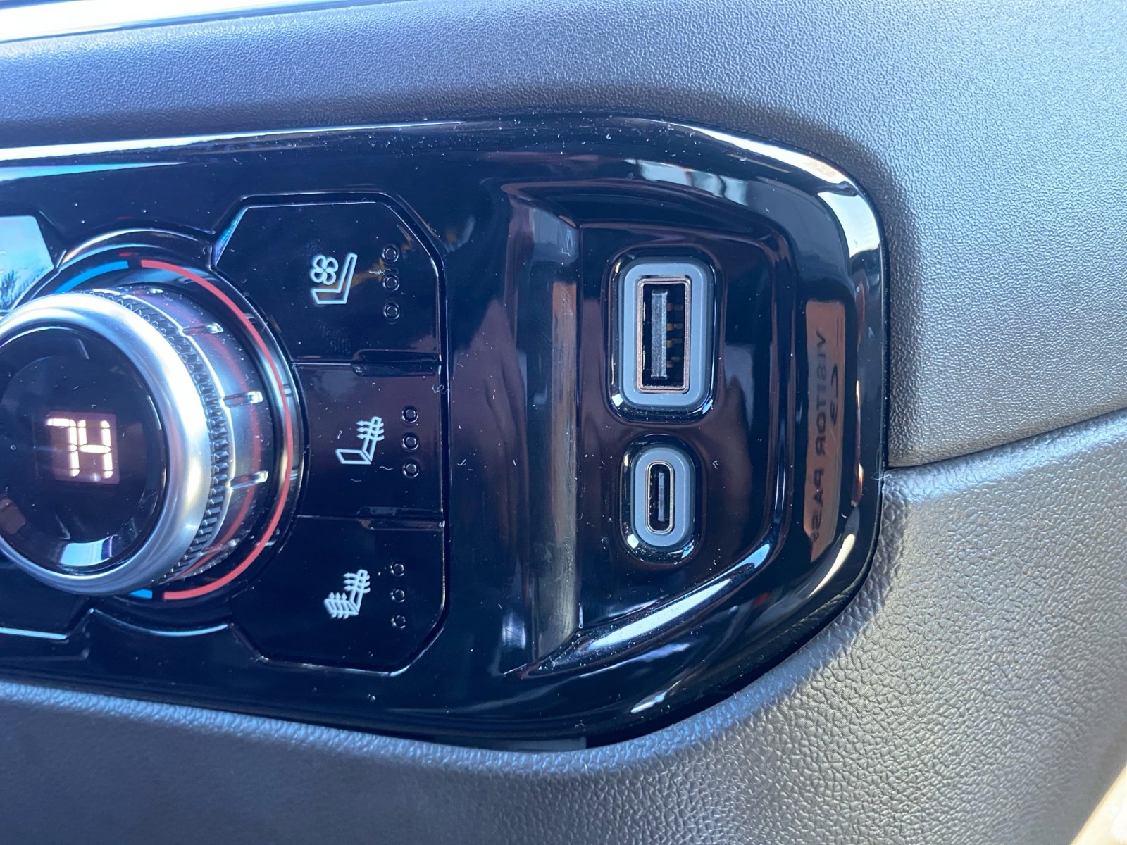 Used 2024 GMC Sierra 1500 SLT image 21