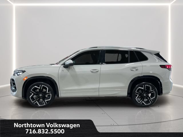New 2026 Volkswagen Tiguan SEL R-Line AWD/4WD image 2