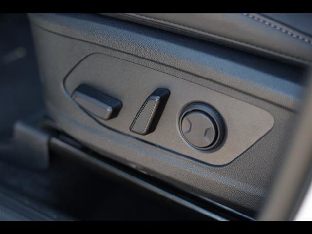 Used 2025 Kia Sorento S image 7