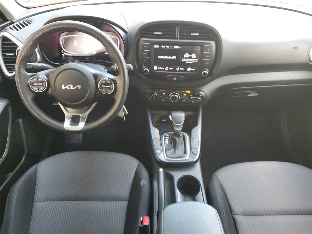 Certified 2024 Kia Soul LX w/ Option Group 015 image 9