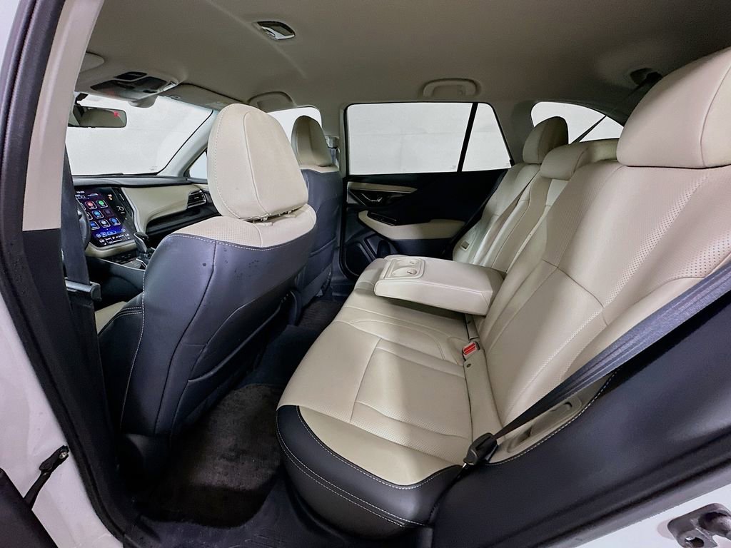 Used 2022 Subaru Outback Limited image 12
