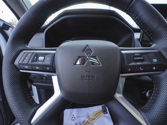 New 2026 Mitsubishi Outlander AWD image 27