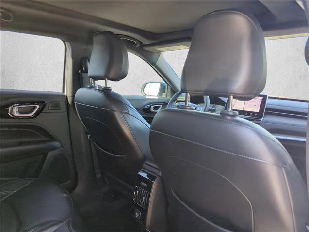 Used 2023 Jeep Compass High Altitude image 17