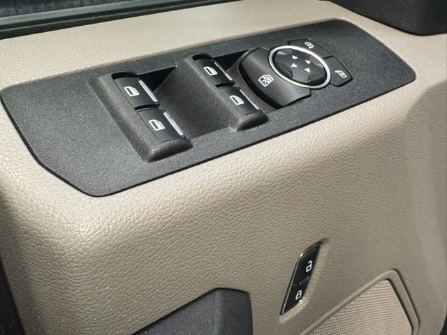 Used 2022 Ford F250 XL w/ Power Equipment Group image 11