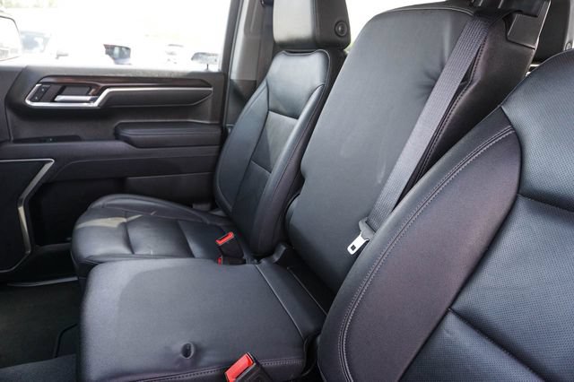 Used 2025 GMC Sierra 1500 SLT AWD/4WD image 19