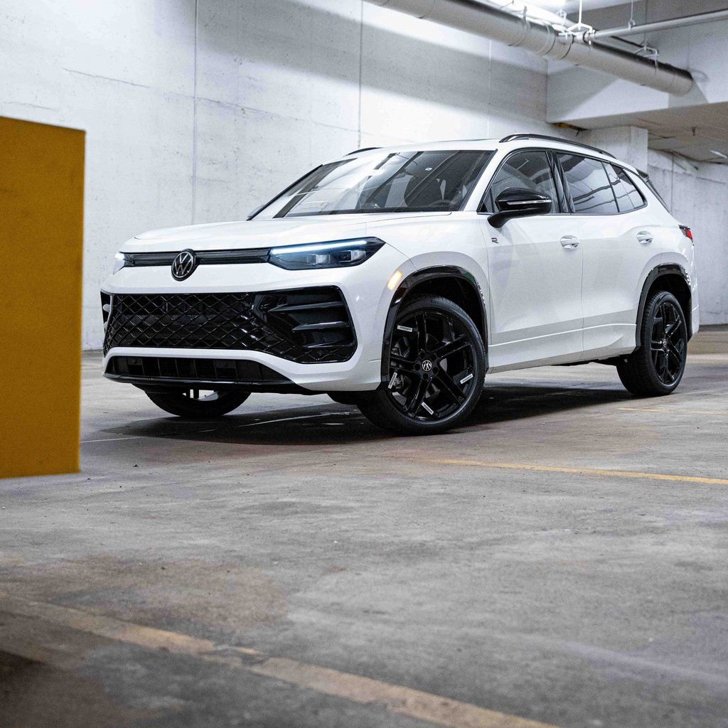 New 2026 Volkswagen Tiguan SE R-Line