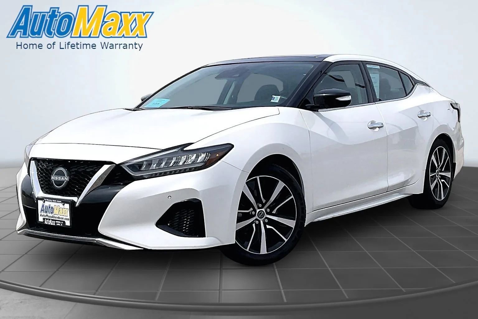 Used 2023 Nissan Maxima SL