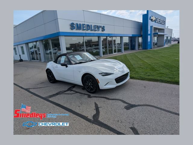 Used 2021 MAZDA MX-5 Miata Club RWD image 1