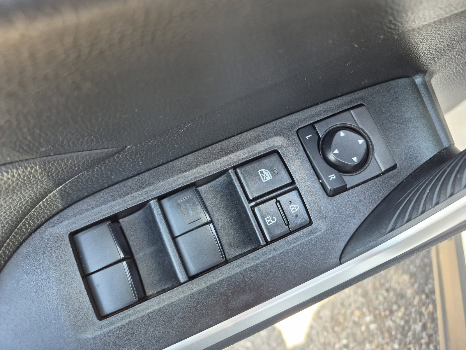 Certified 2023 Toyota RAV4 LE AWD/4WD image 13