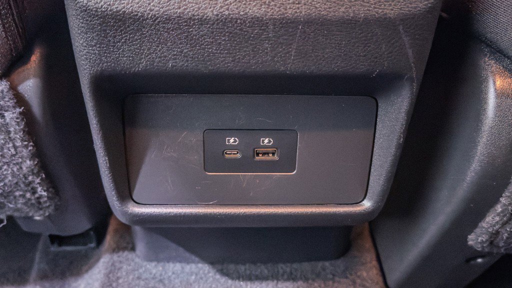 Used 2023 Nissan Rogue SV image 15